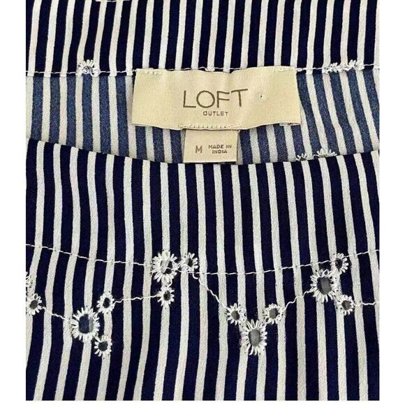LOFT Outlet Eyelet Blouse Size Medium Navy Blue Stripe Gathered Shoulder Cuffs - Picture 5 of 11